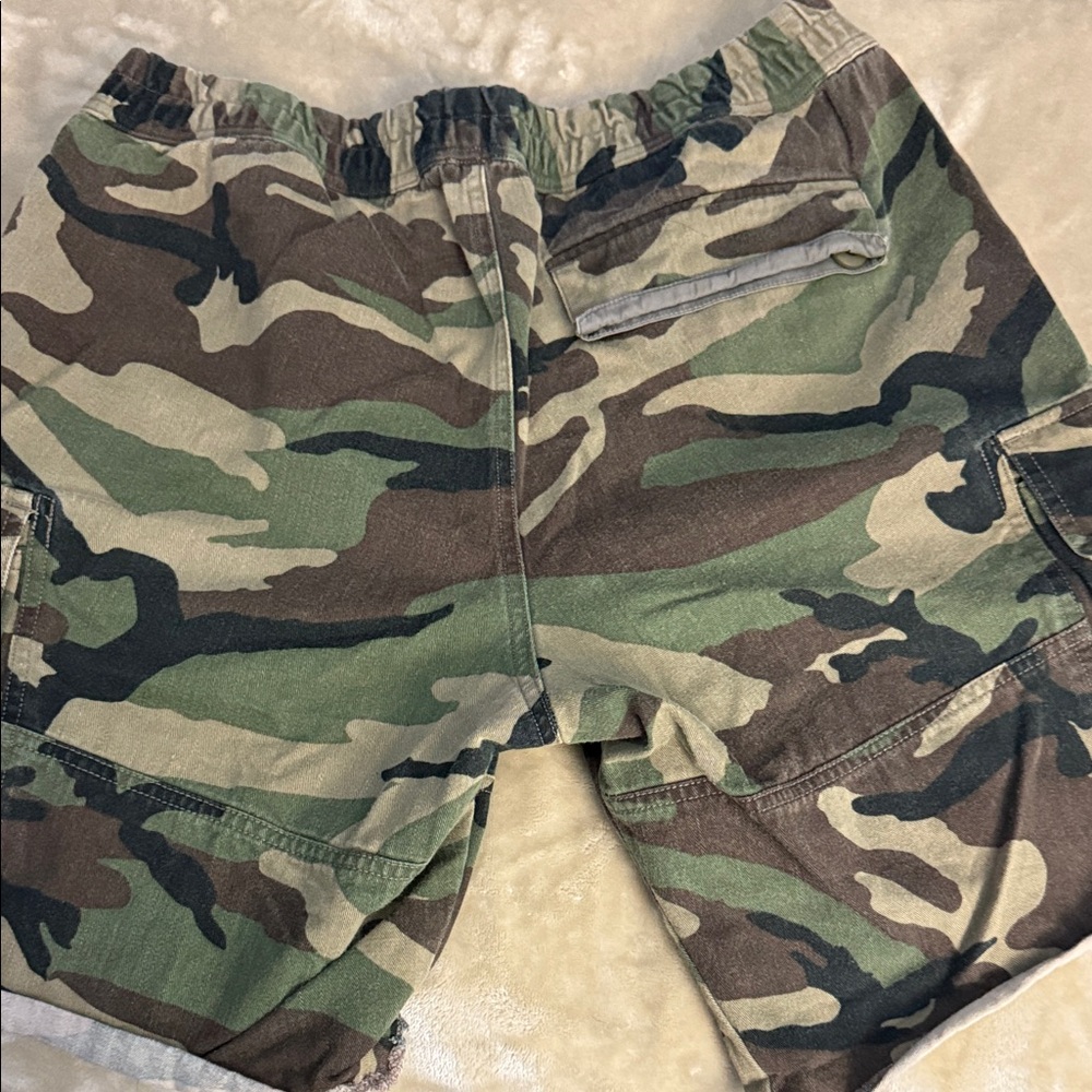 Vince Green and Brown Camouflage Cargo Shorts